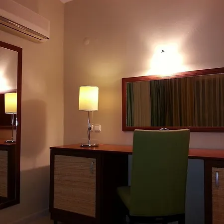 Blue Paradise Hotel